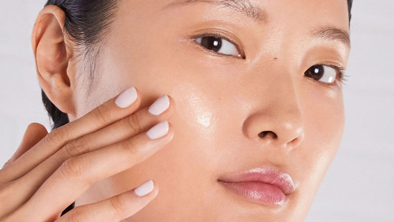 Da dầu có nên dùng kem chống nắng nâng tone hay không?