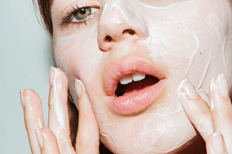 Top 8 sữa rửa mặt tẩy tế bào chết tốt nhất hiện nay